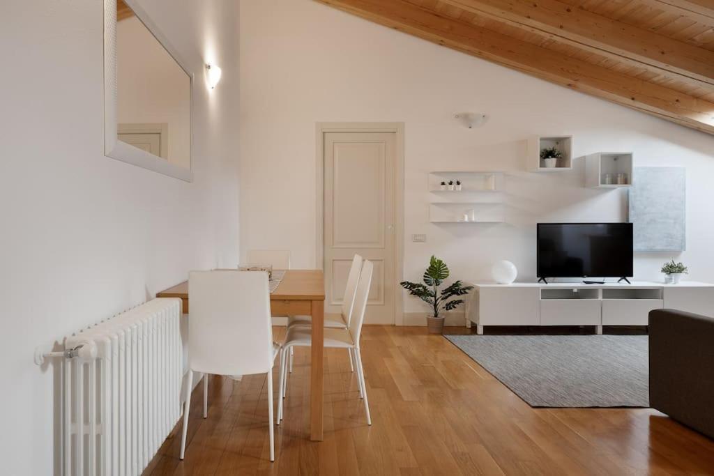 Apartment Centro I 1 *